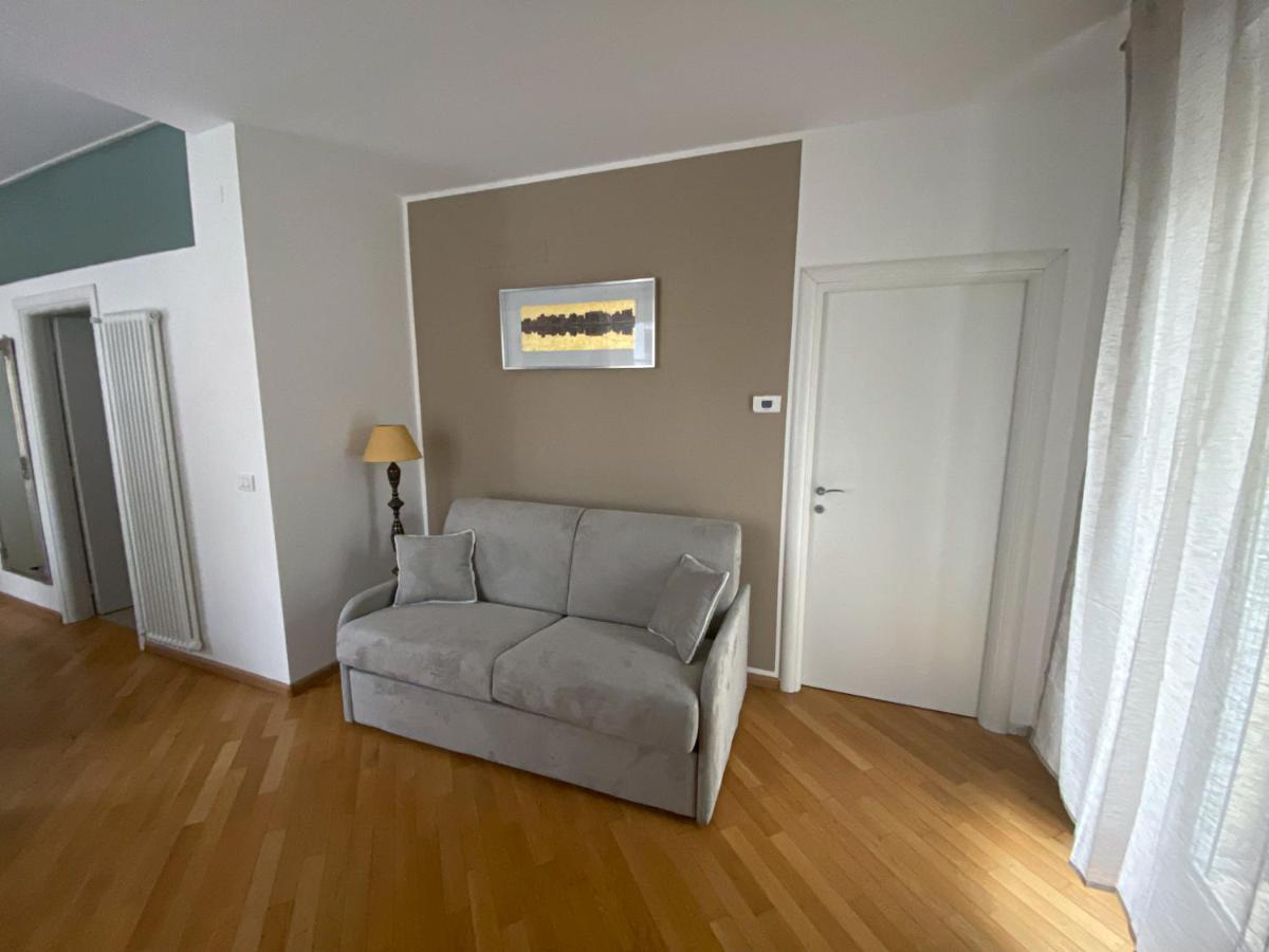 Апартаменты Living Vittoria: Vicino Al Centro Di Больцано Экстерьер фото